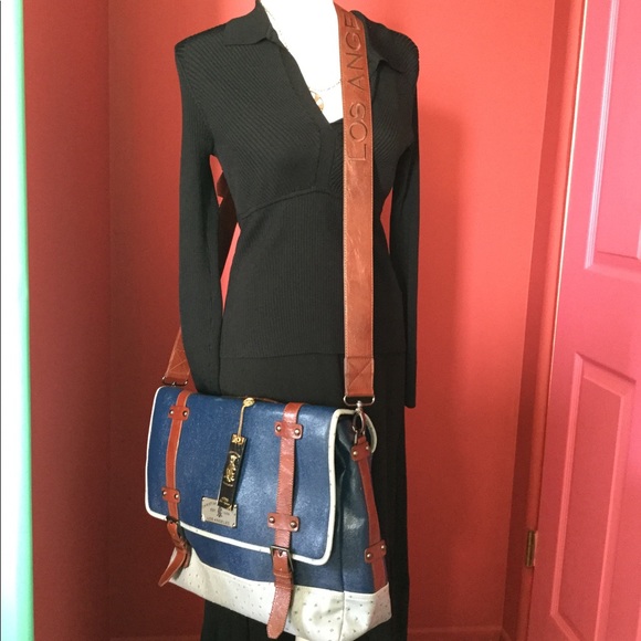 🔥Christian Audigier Los Angeles Messenger Bag - Picture 2 of 8